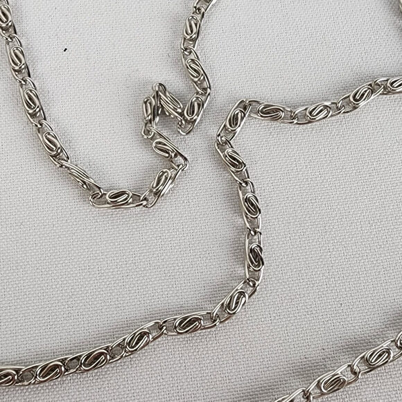 Silver Metallic Bow Rhinestone Clutch Purse - Picture 7 of 8